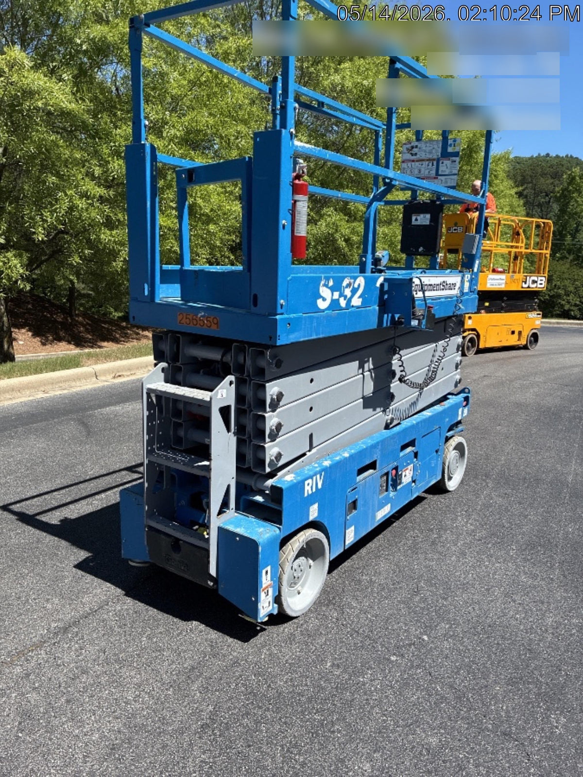 2022 GENIE GS-3232