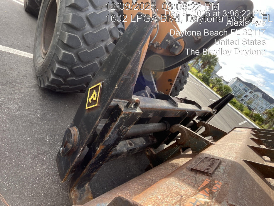 2025 PALADIN 72" Forks