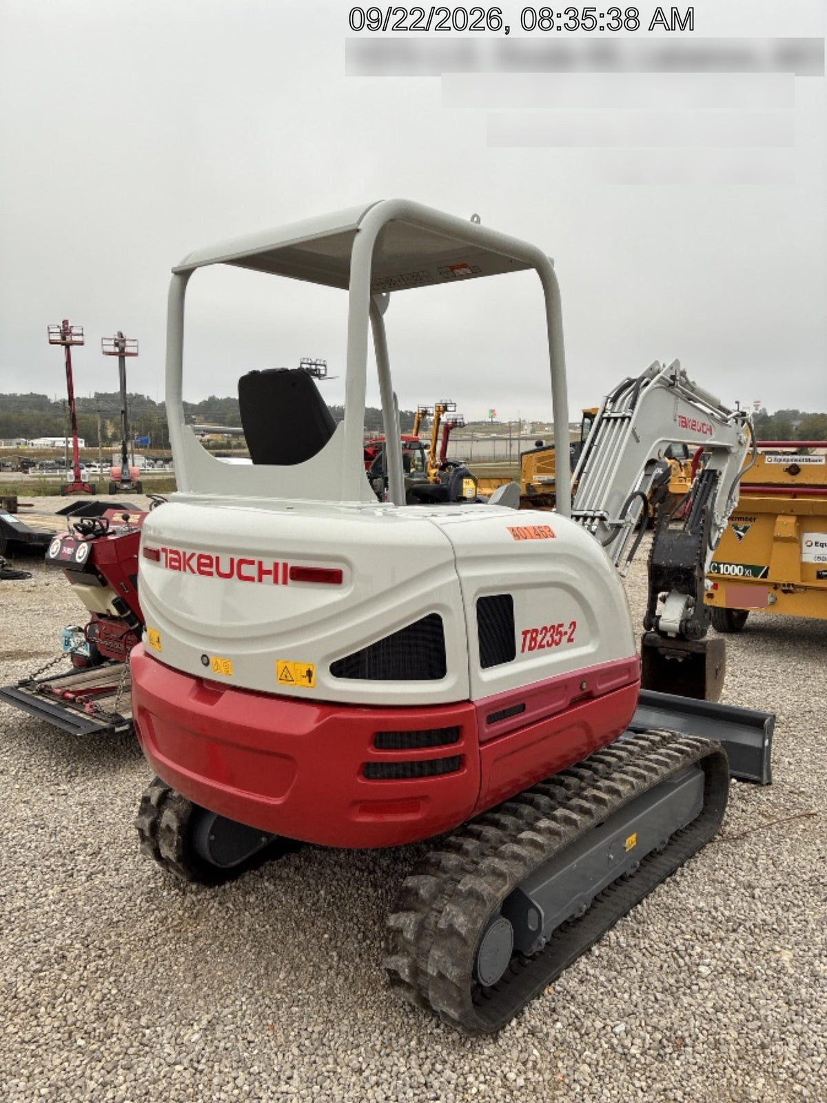 2024 TAKEUCHI TB235-2RA