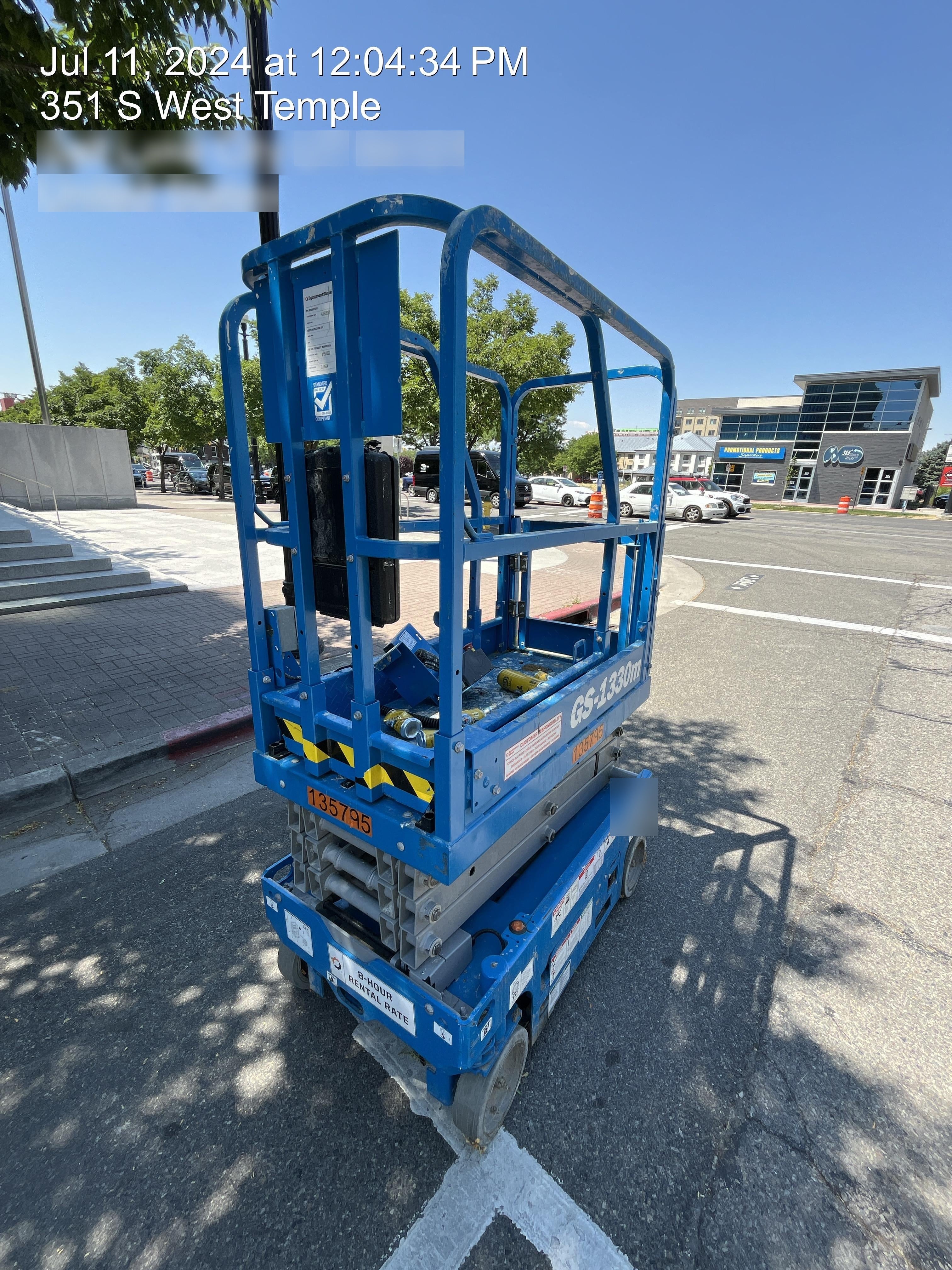 2021 GENIE GS-1330m