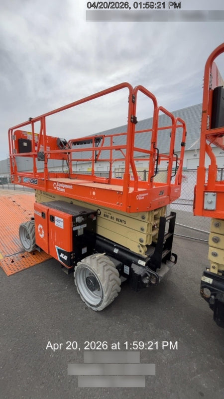 2022 JLG ERT4069