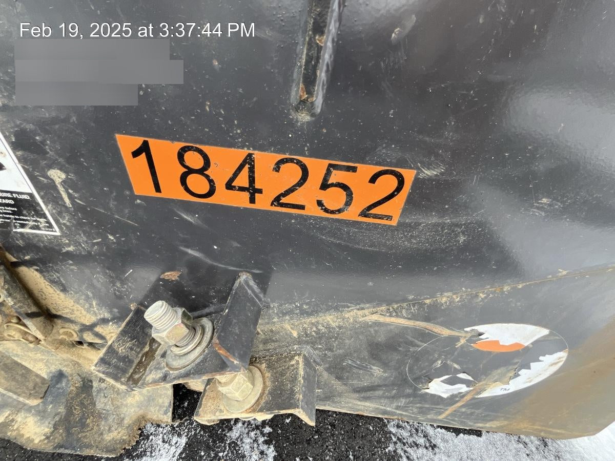 2021 PALADIN Sweepster SB72