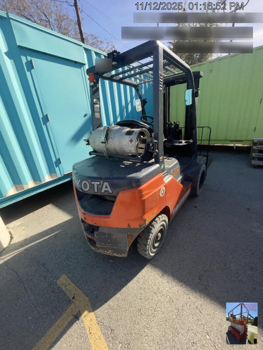 2022 TOYOTA 50-8FGU25