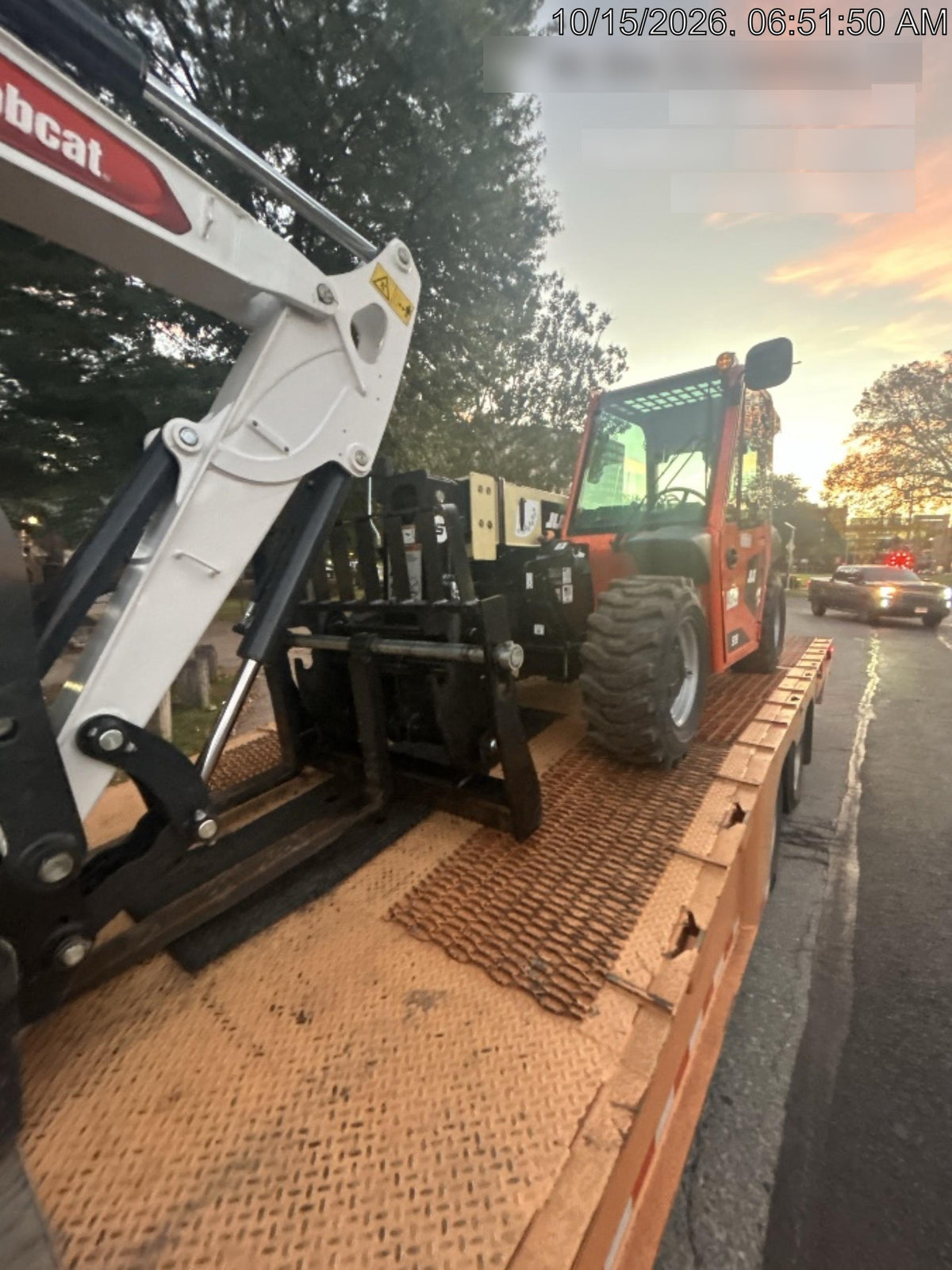 2025 JLG 519