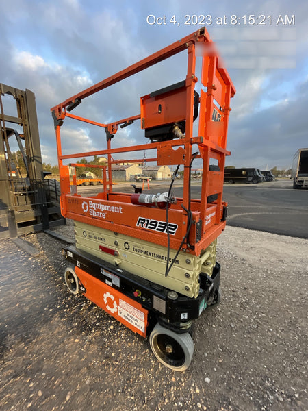 2022 JLG R1932