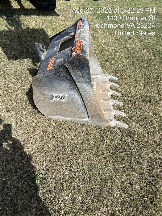 2025 TAKEUCHI 36" Bucket - Takeuchi