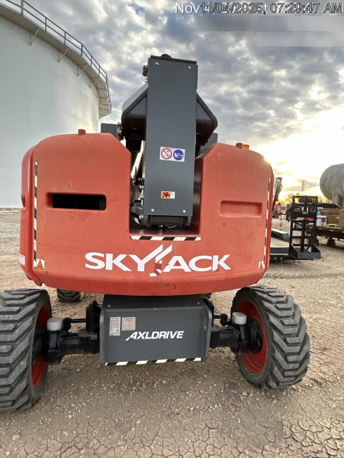 2023 SKYJACK SJ60 AJ+