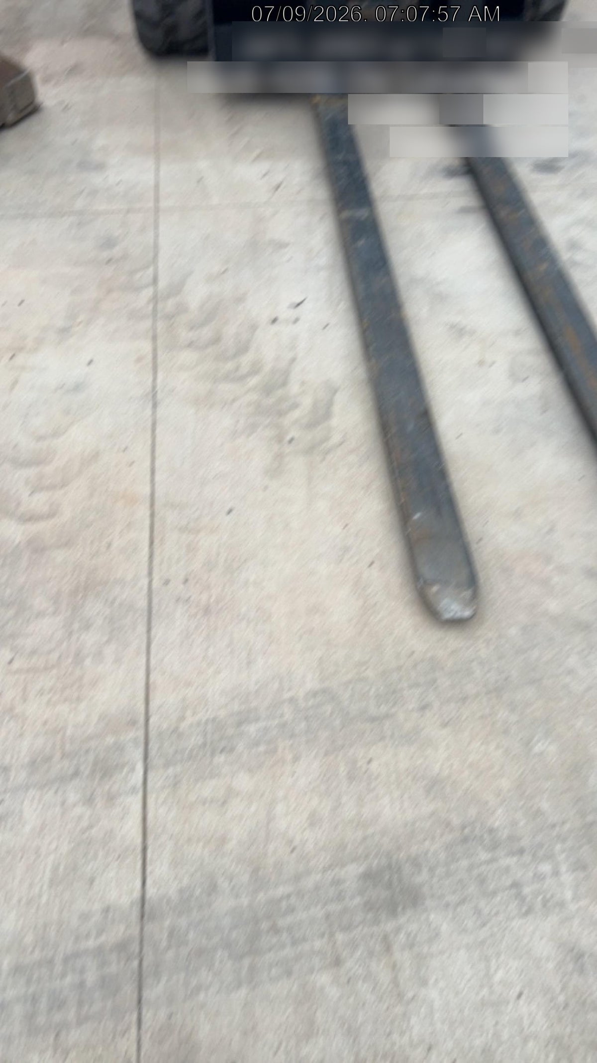 2025 ARROW MATERIAL HANDLING 24" Pallet Fork Frame