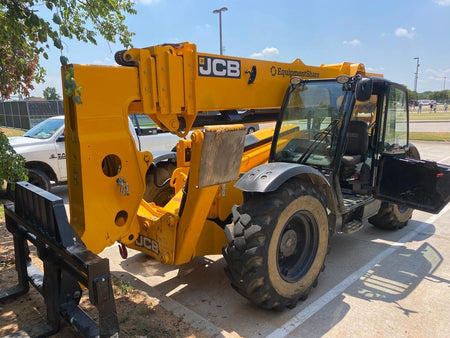 2023 JCB 510-56