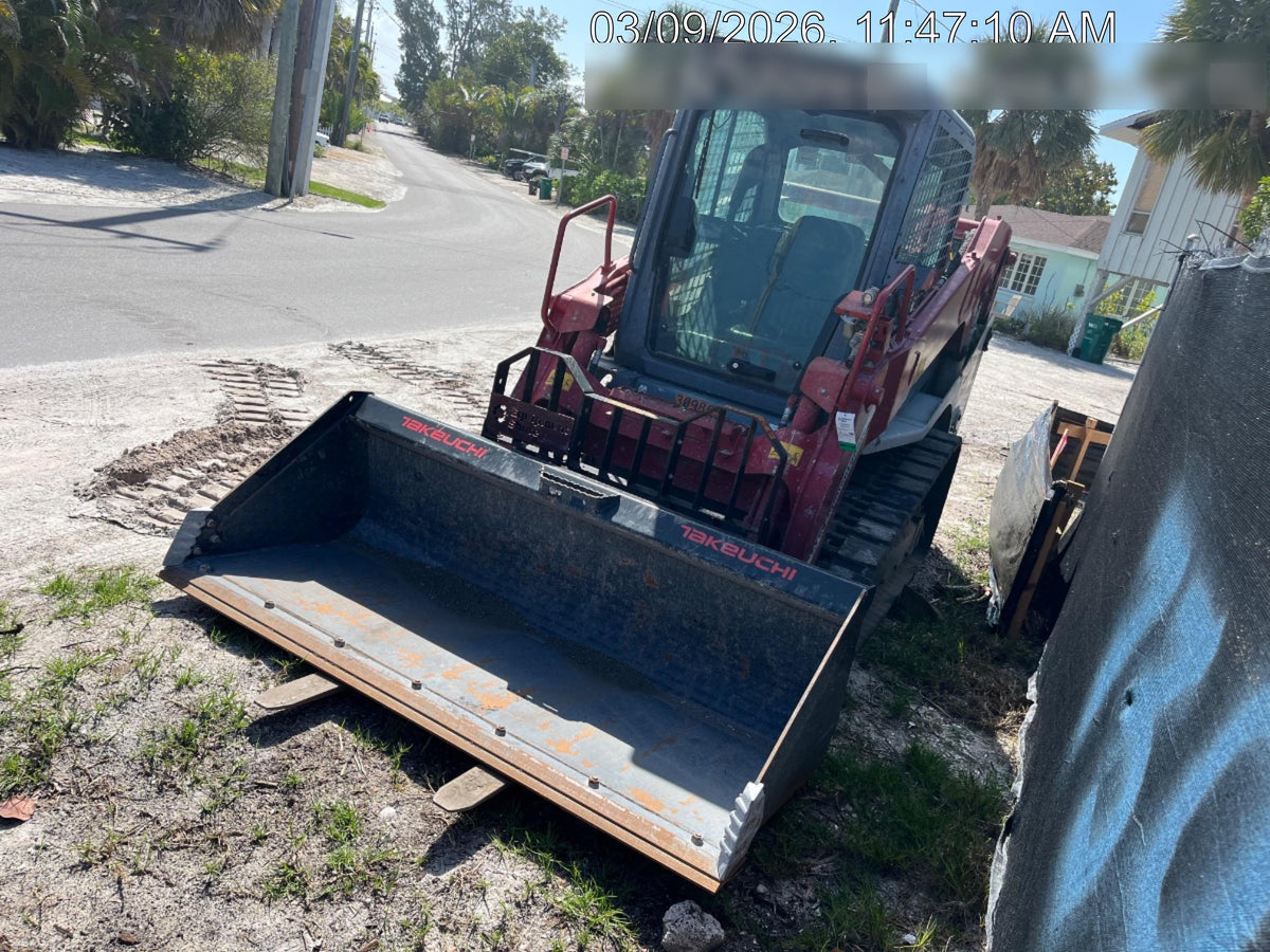 2025 TAKEUCHI 80" Smooth Bucket - Takeuchi