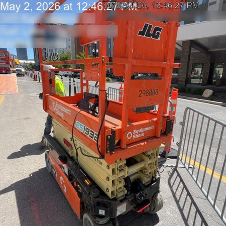 2023 JLG ES1932