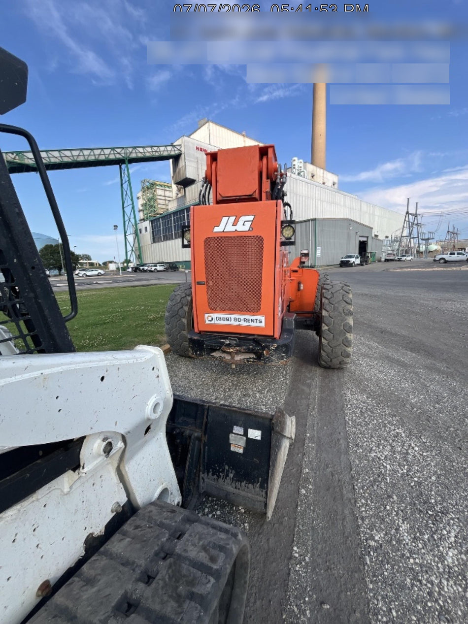 2020 Skytrak 8042 74 Hp, FF Tires, Work Lights, Beacon, Aux Hydraulics, Back up Alarm, Lifting Eye, ES Decals