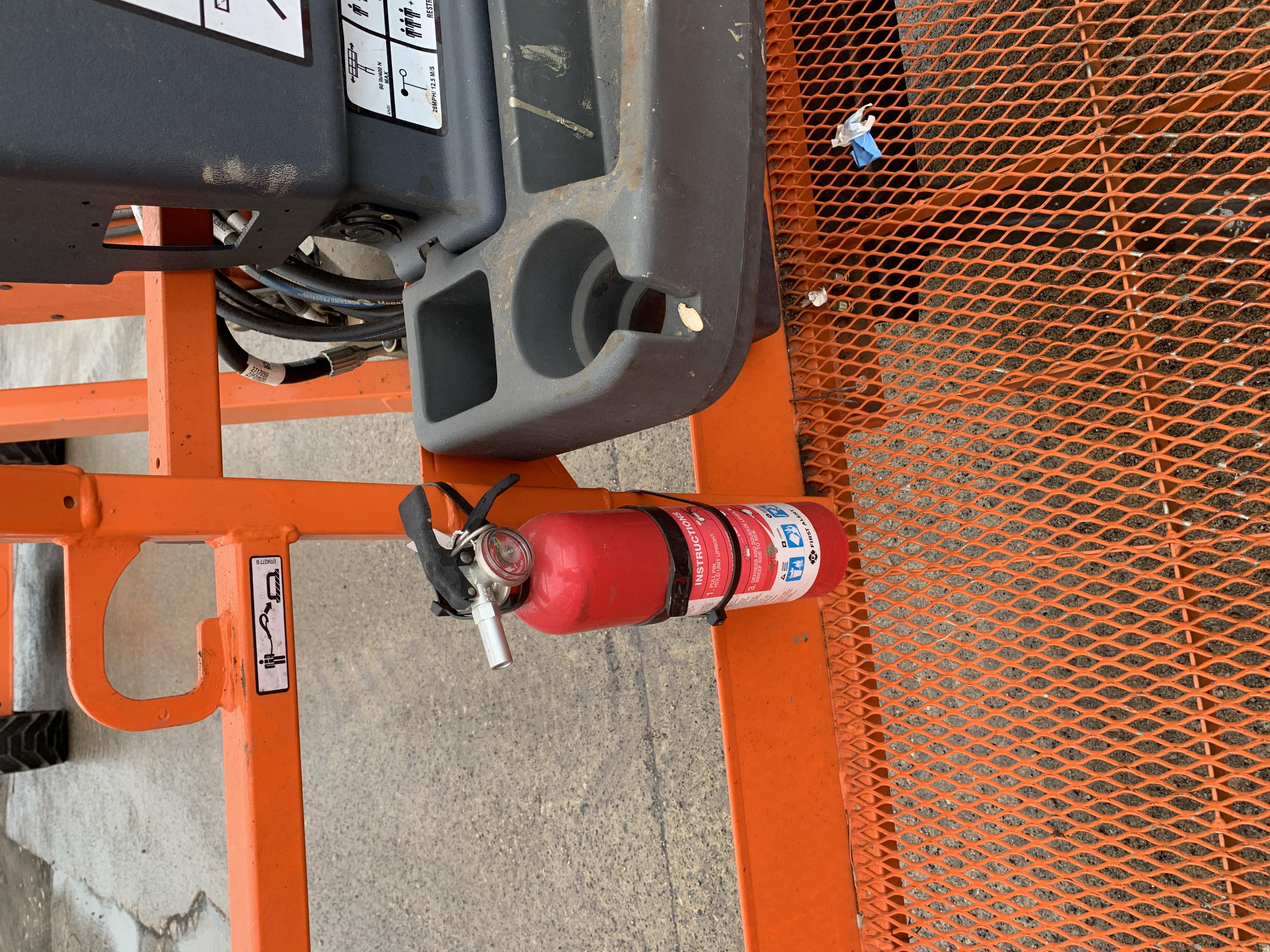 2021 JLG 860SJ