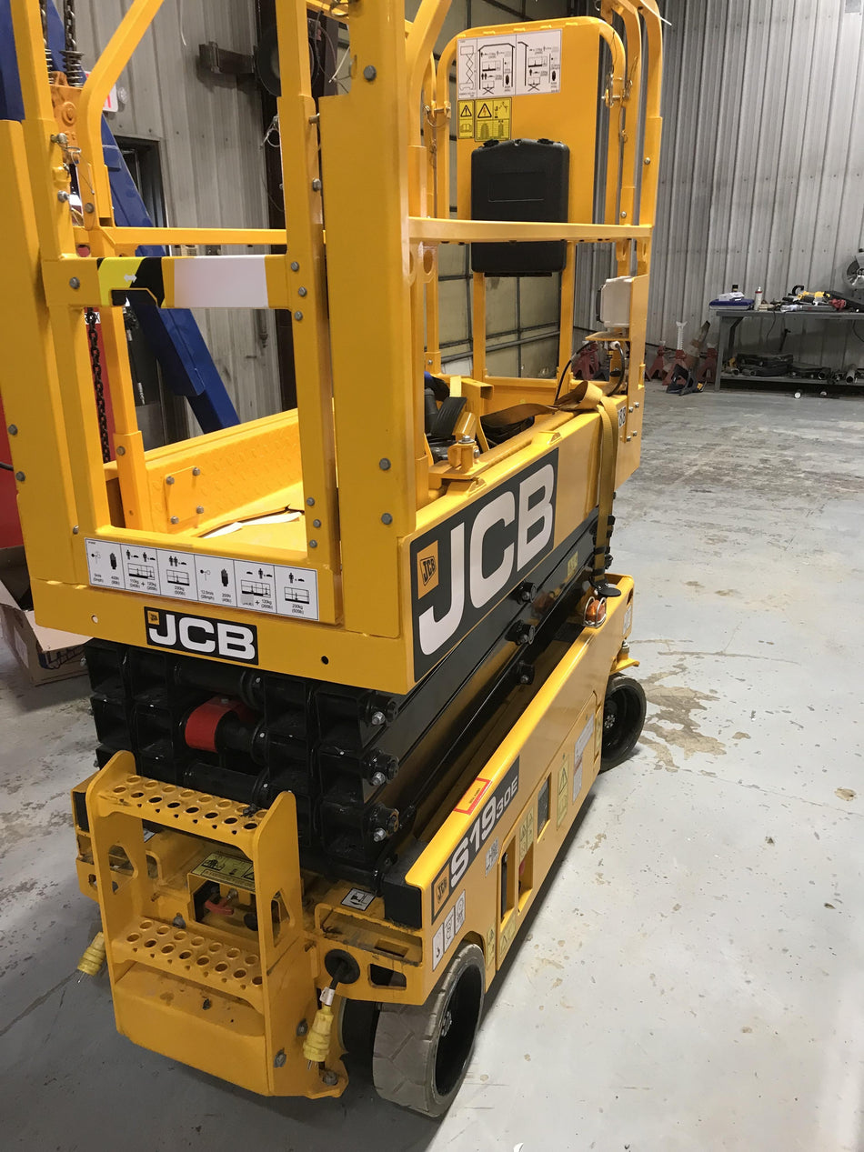 2021 JCB S1930E