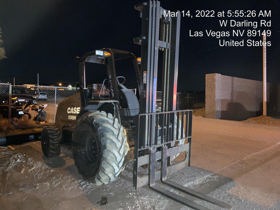 2021 CASE 588H