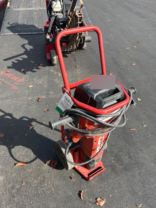 2023 HILTI TE 3000-AVR