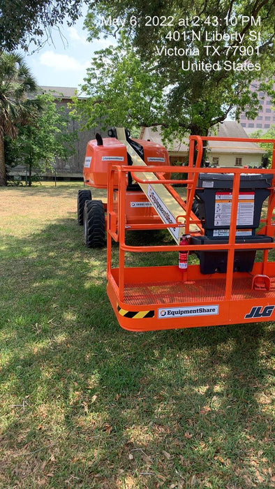 2021 JLG 400S