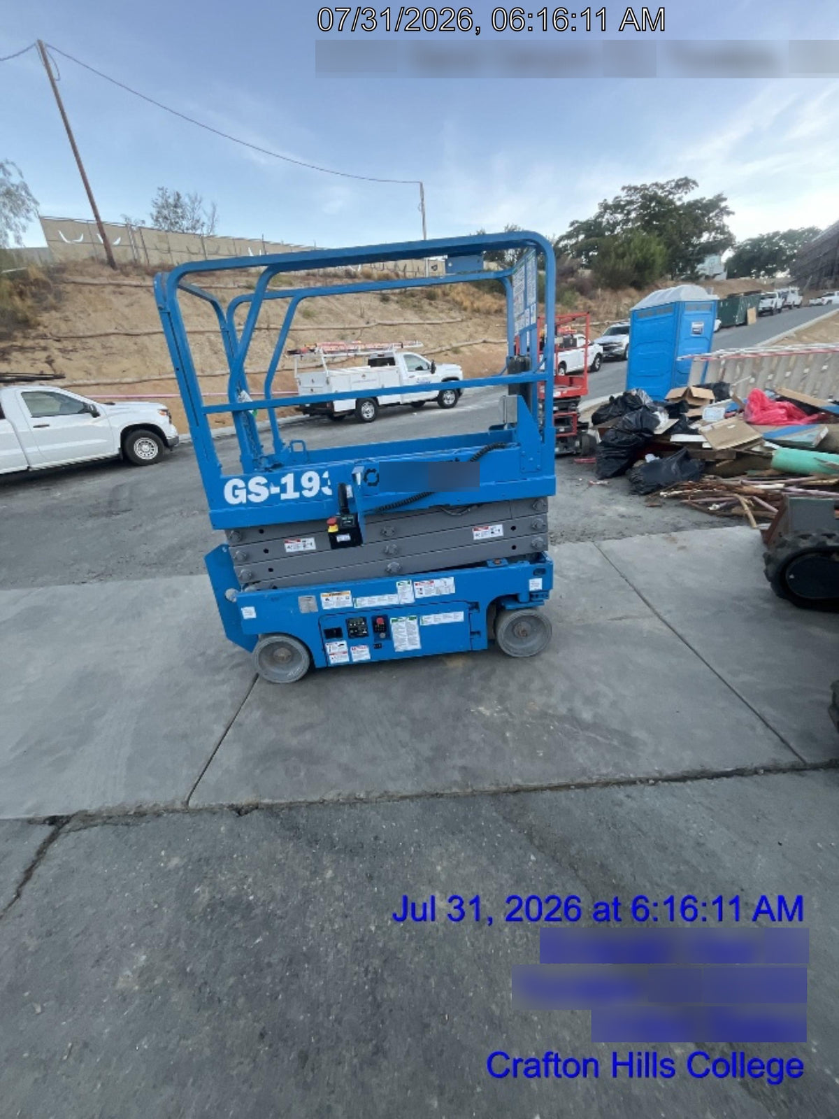 2019 Genie GS-1930 Fixed rails with chain Entry