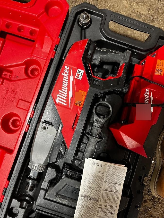 2025 MILWAUKEE MXF301-2CP