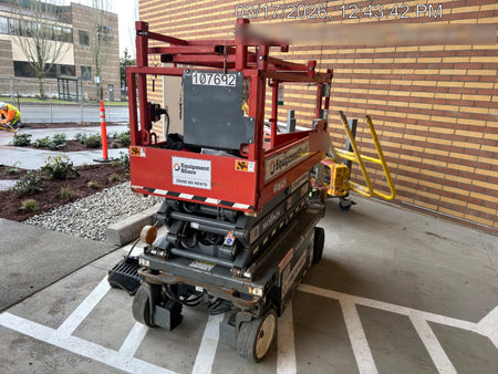 2020 Skyjack SJIII-3219 Solid NM Tires, Half height spring hinged entry gate, Dual Beacons, 800W Inverter