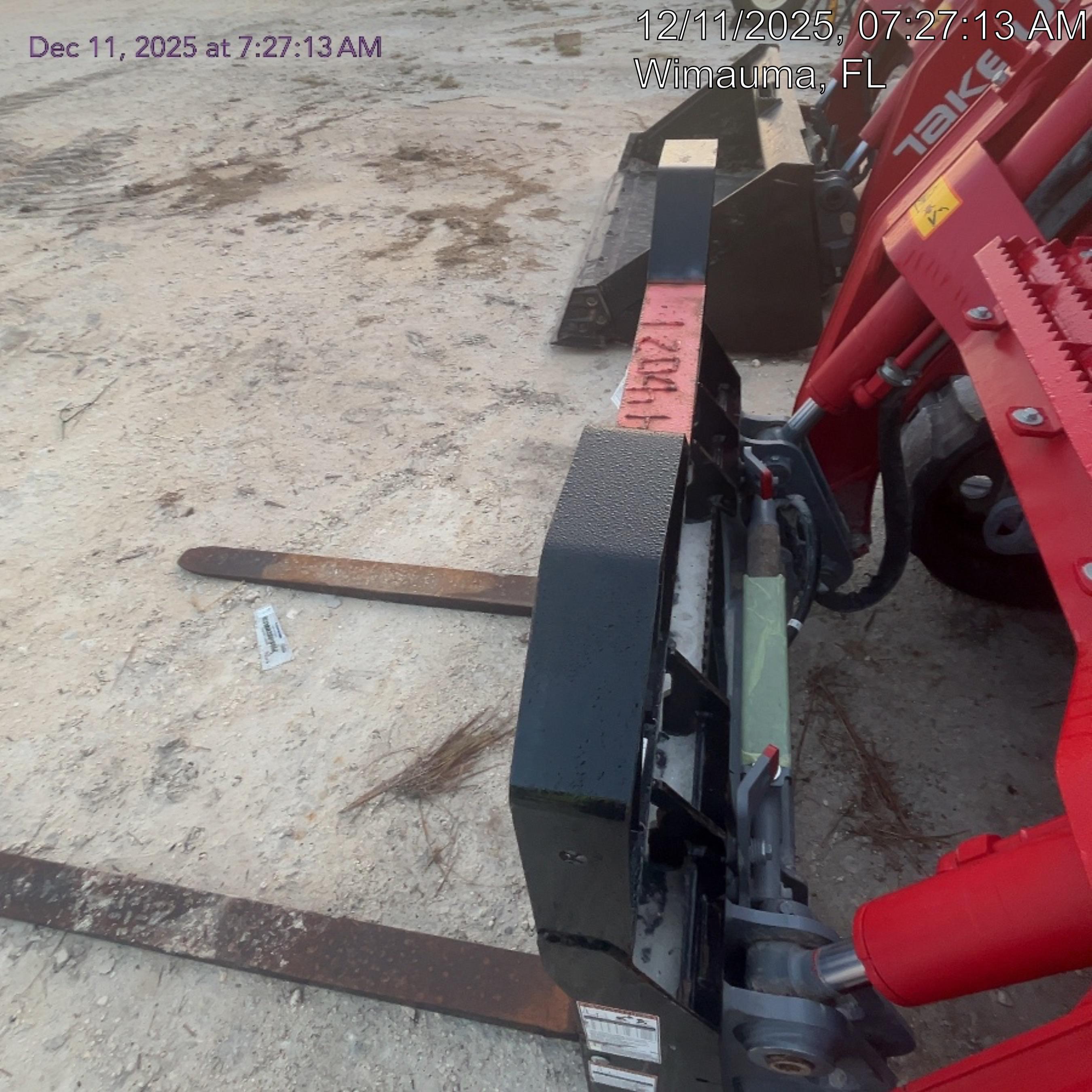 2025 TAKEUCHI TL12V2-CR
