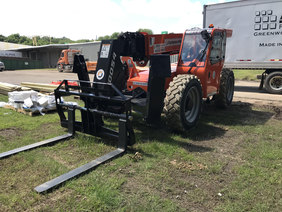 2021 SKYTRAK 10054