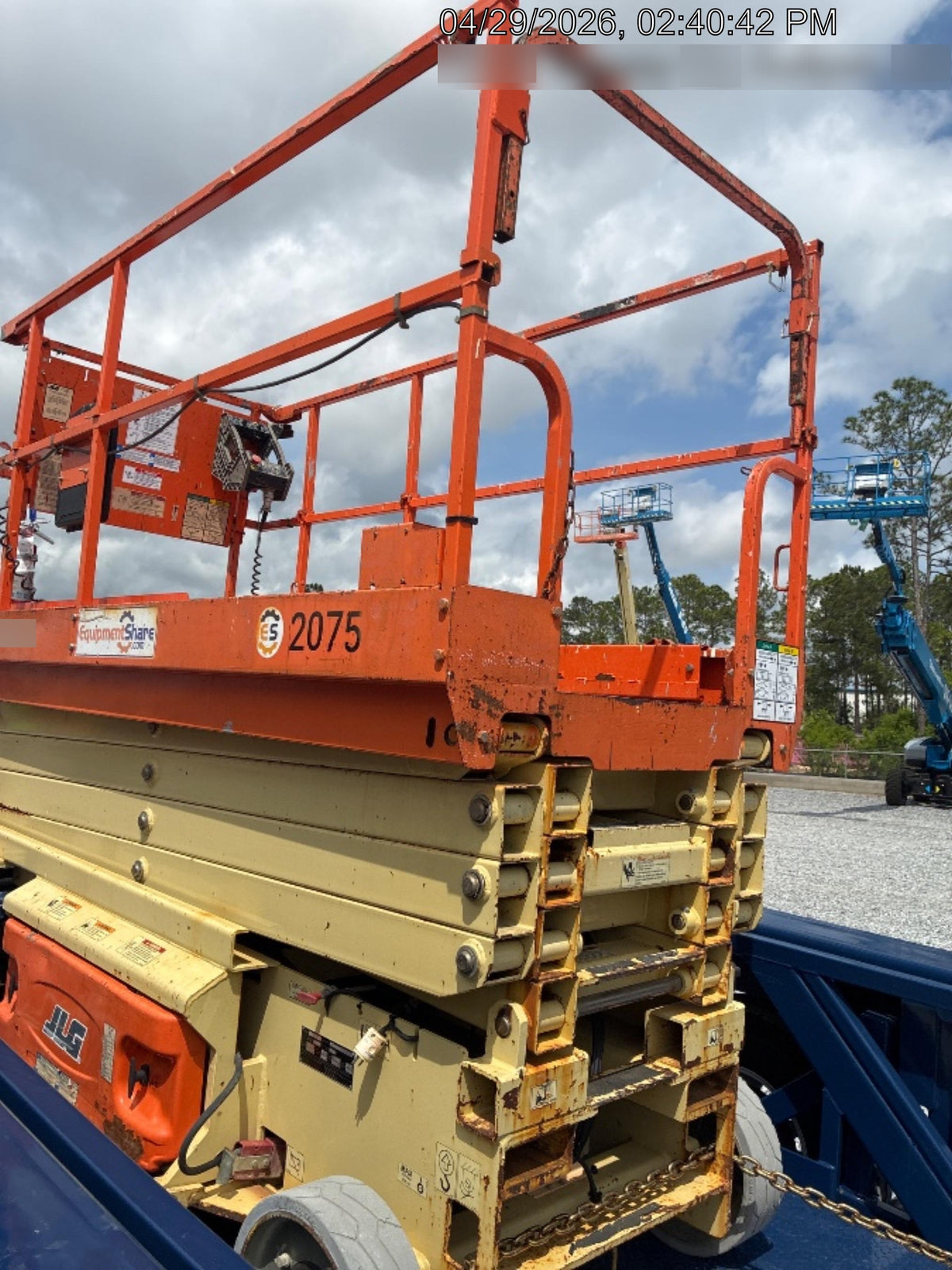 2016 JLG 3246ES