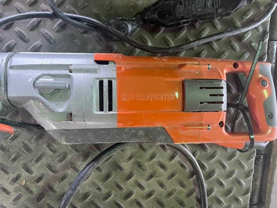 2020 HUSQVARNA DM220