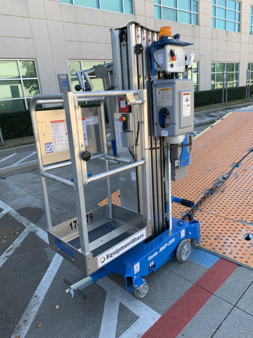 2021 GENIE AWP-30S DC