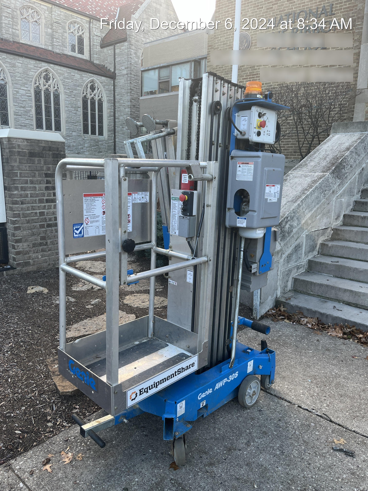 2021 GENIE AWP-30S DC