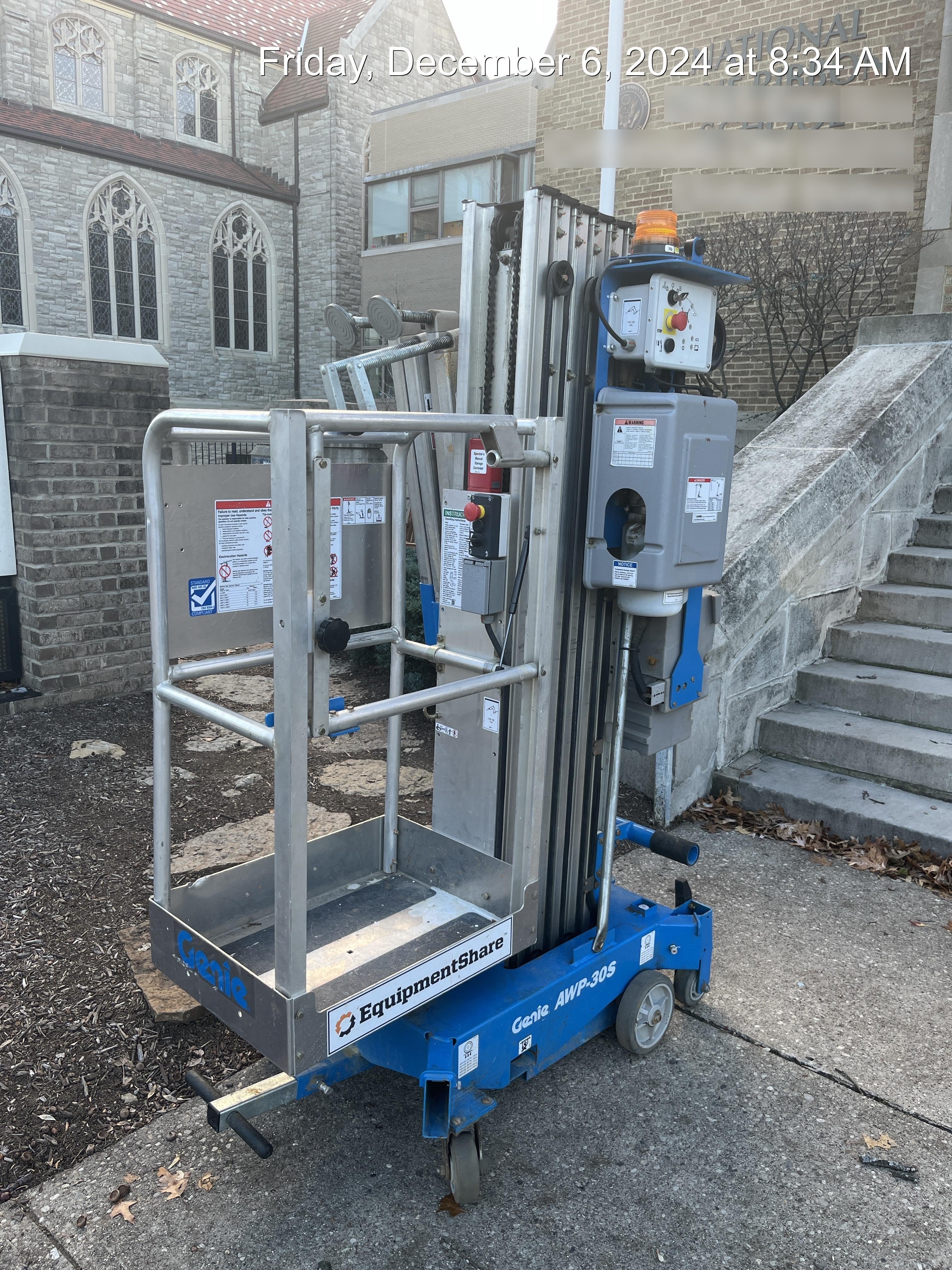 2021 GENIE AWP-30S DC
