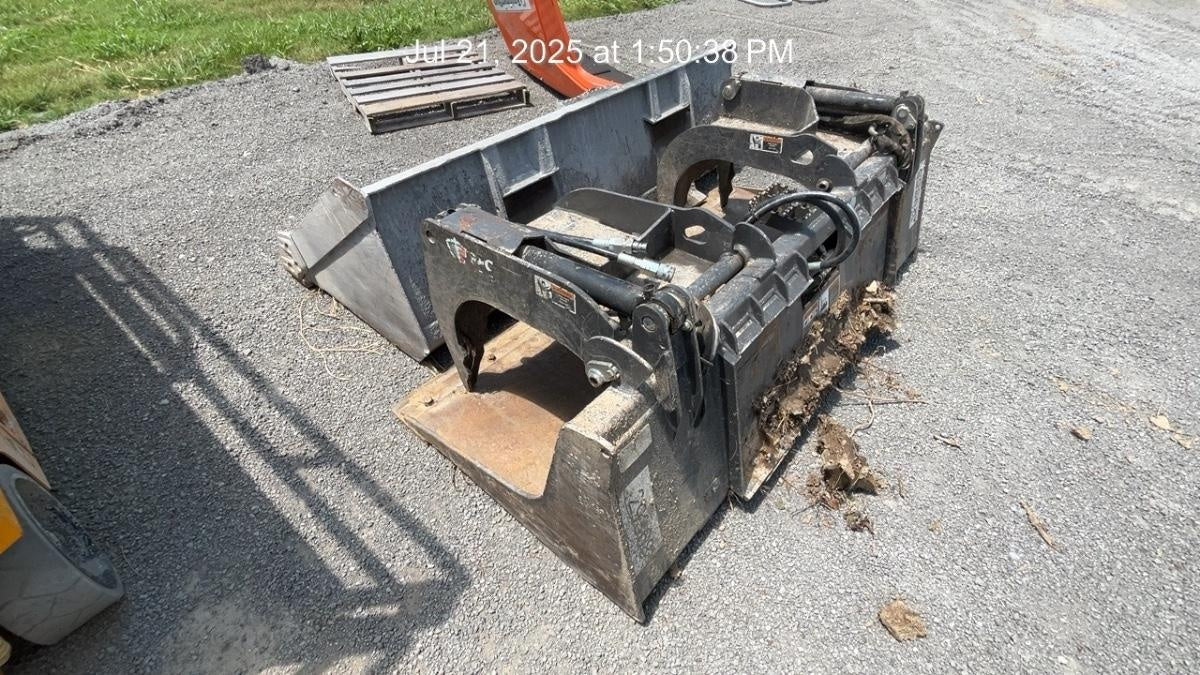 2019 PALADIN 76" Scrap Grapple Bucket - Paladin
