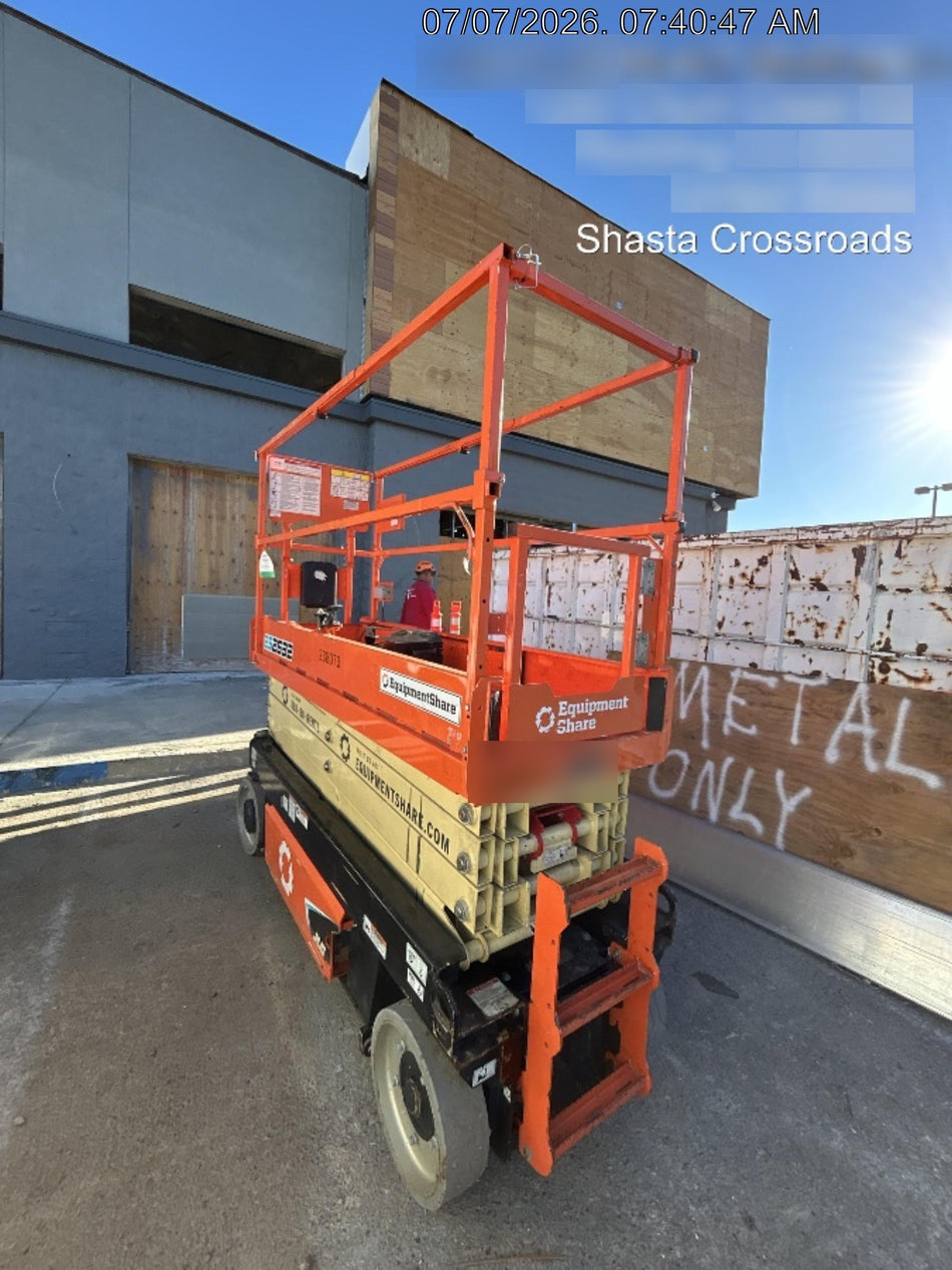 2022 JLG ES2632
