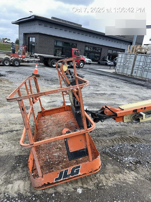 2019 JLG 400S