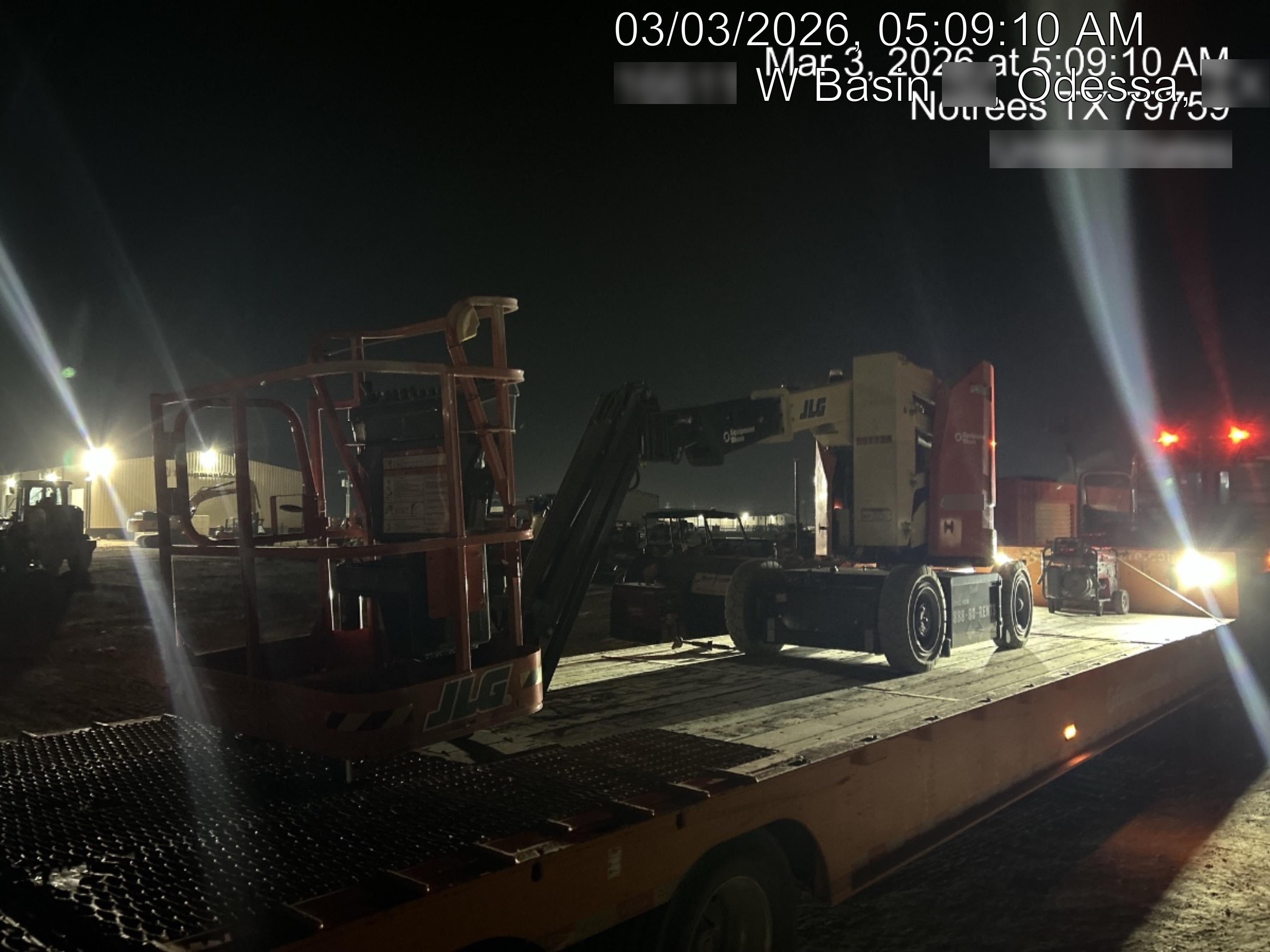 2025 JLG E300AJP