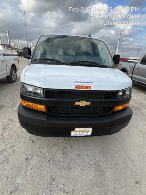 2025 CHEVROLET Express Van - Rental