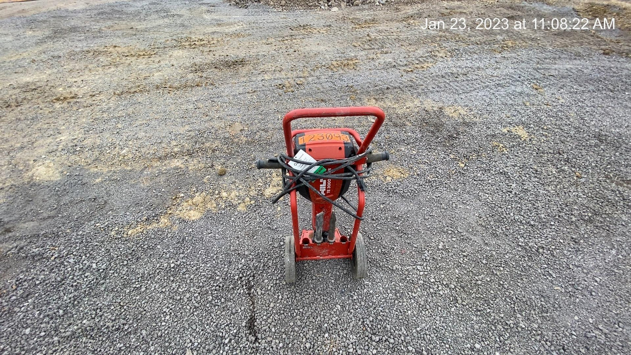 2020 HILTI TE 3000-AVR