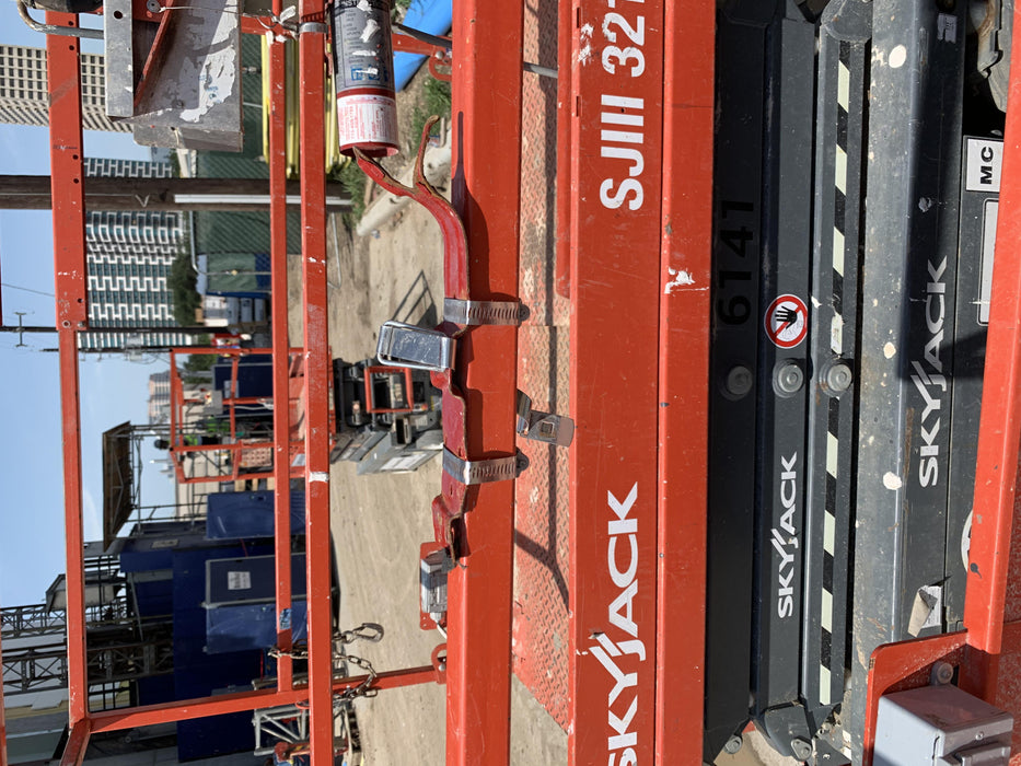 2019 Skyjack SJIII-3219 Standard Options, Trojan Batteries