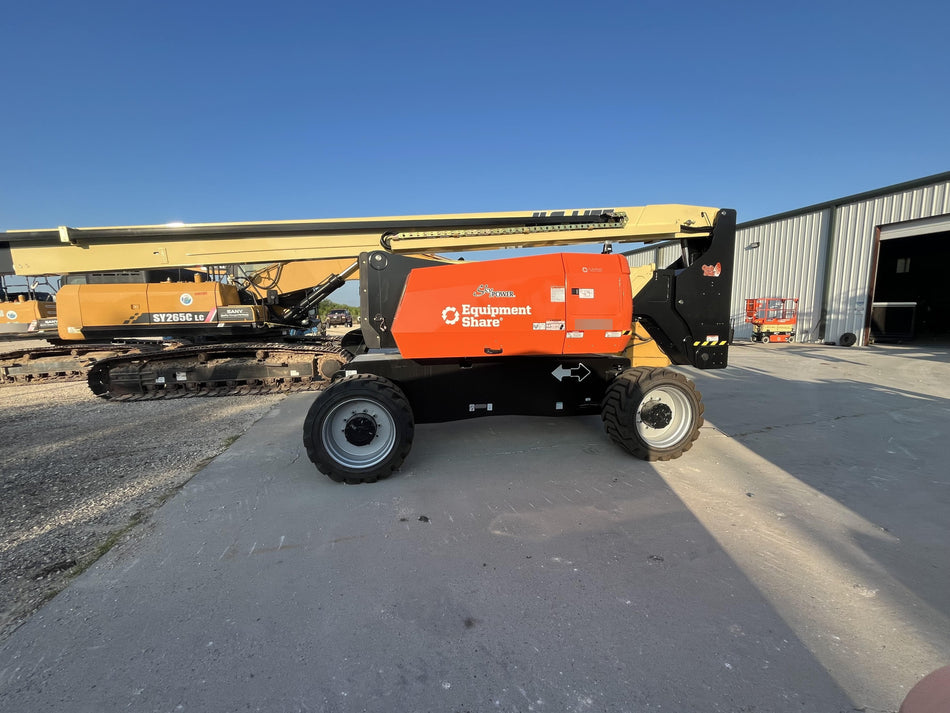 2025 JLG 800AJ