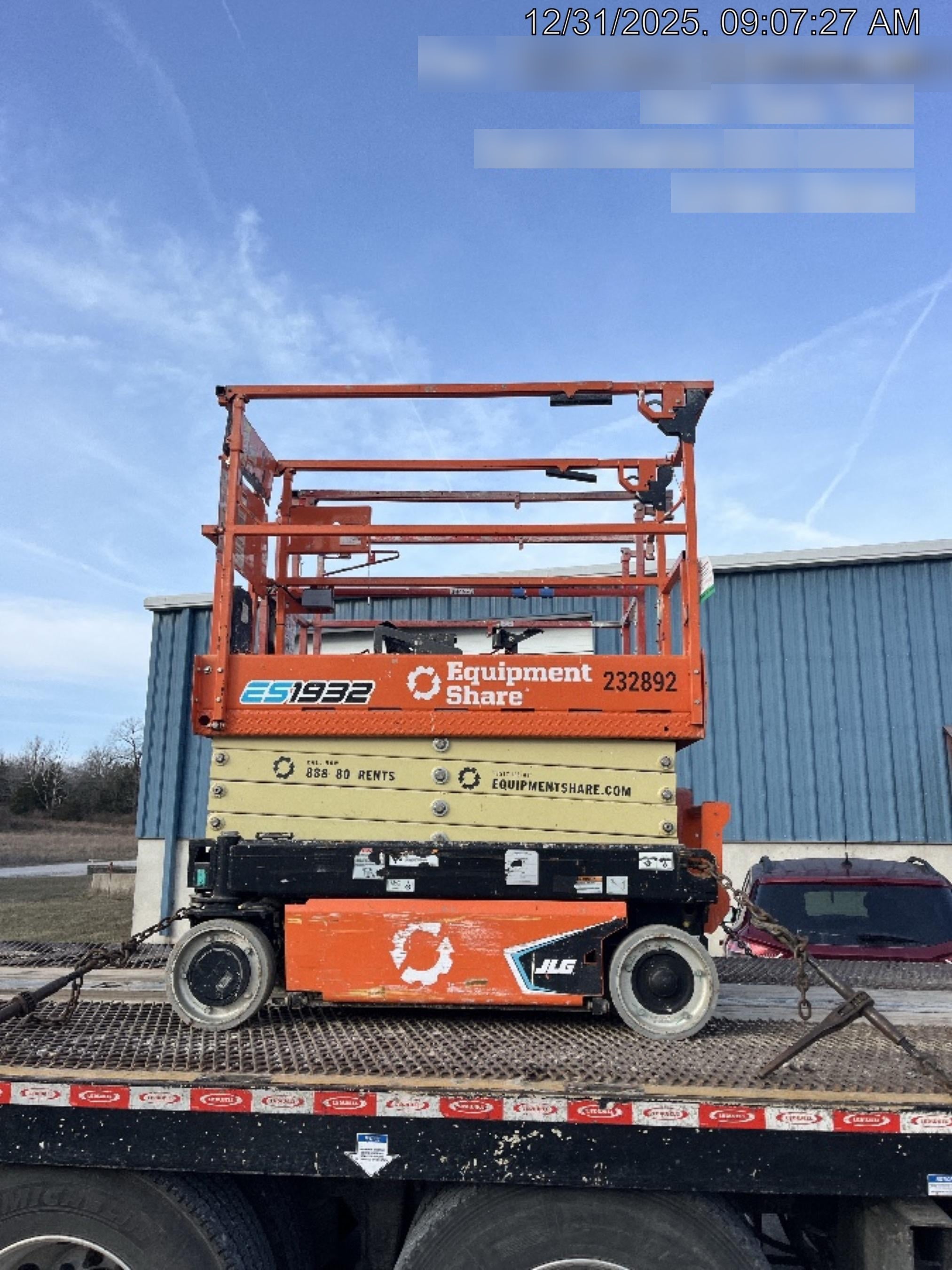 2022 JLG ES1932
