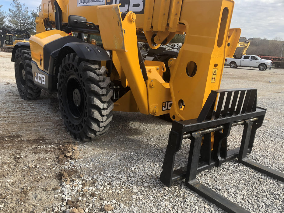 2019 JCB 510-56