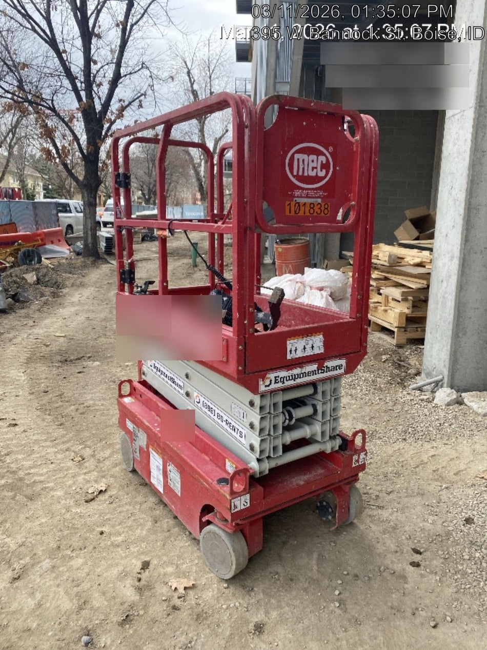 2020 MEC 1330SE Solid NM Tires, Steel Swing out Doors, LCS, Beacon, 900W Invertor