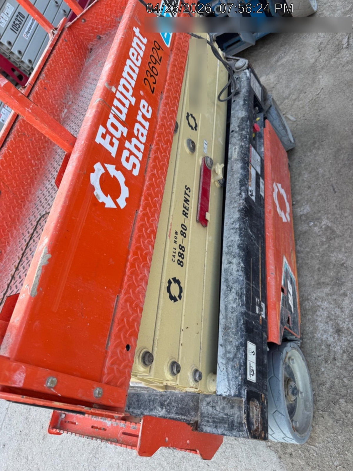 2022 JLG ES1932