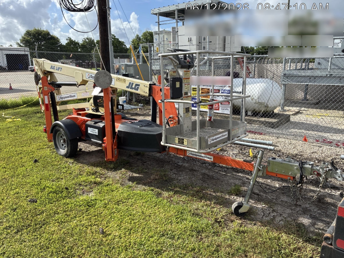 2022 JLG T350