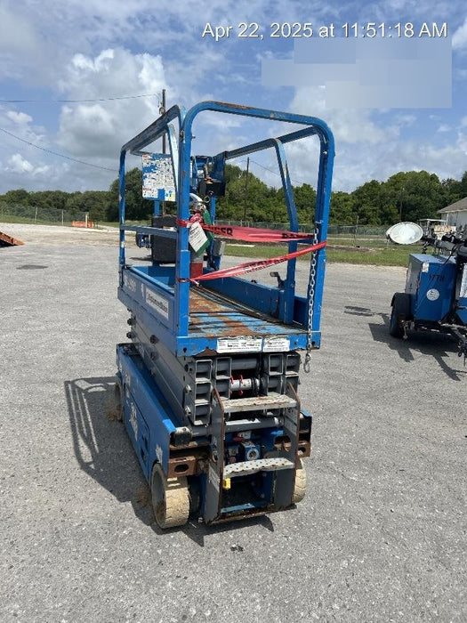 2019 Genie GS-1930 Fixed Rails with Chain Entry