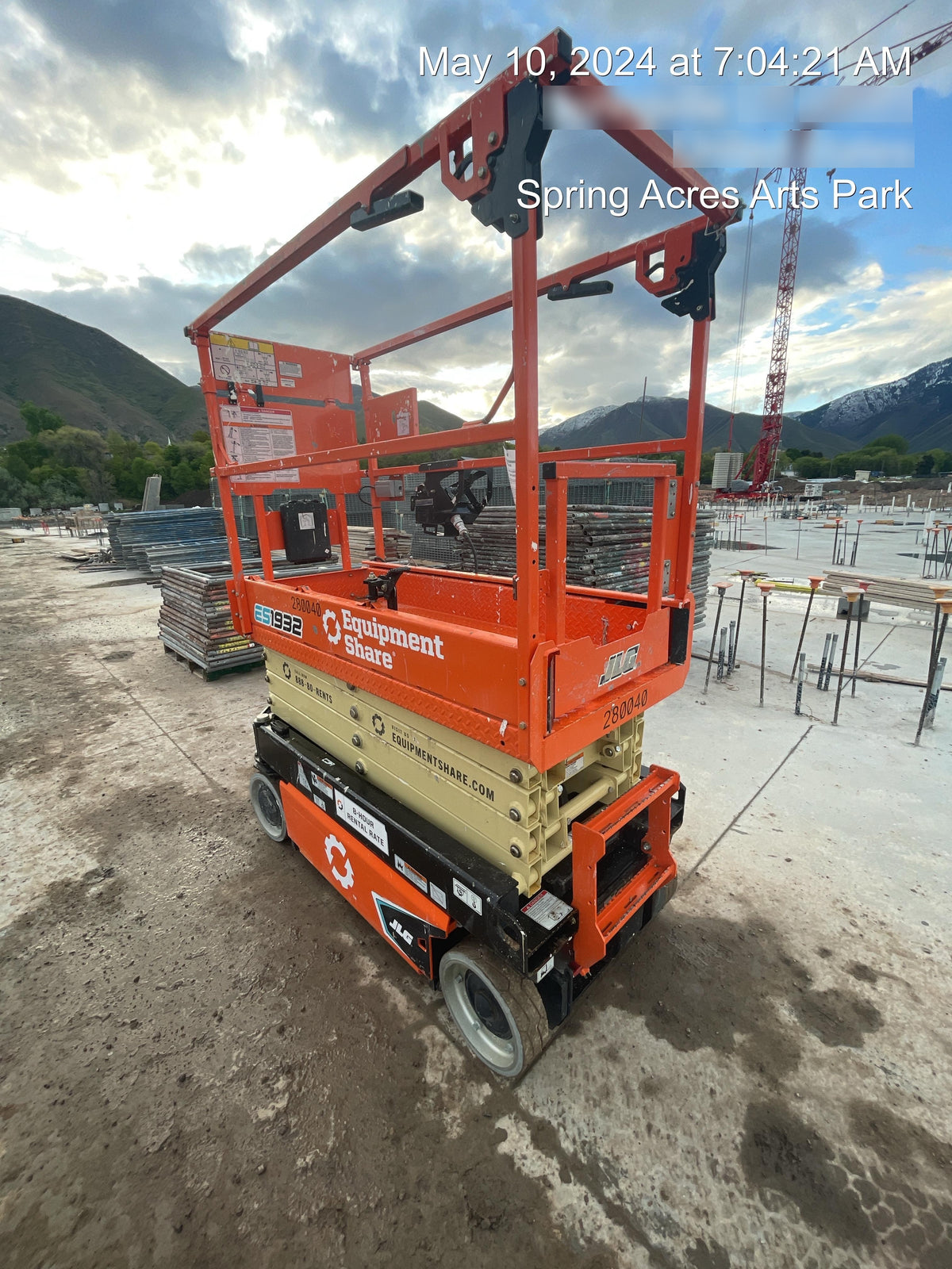 2022 JLG ES1932
