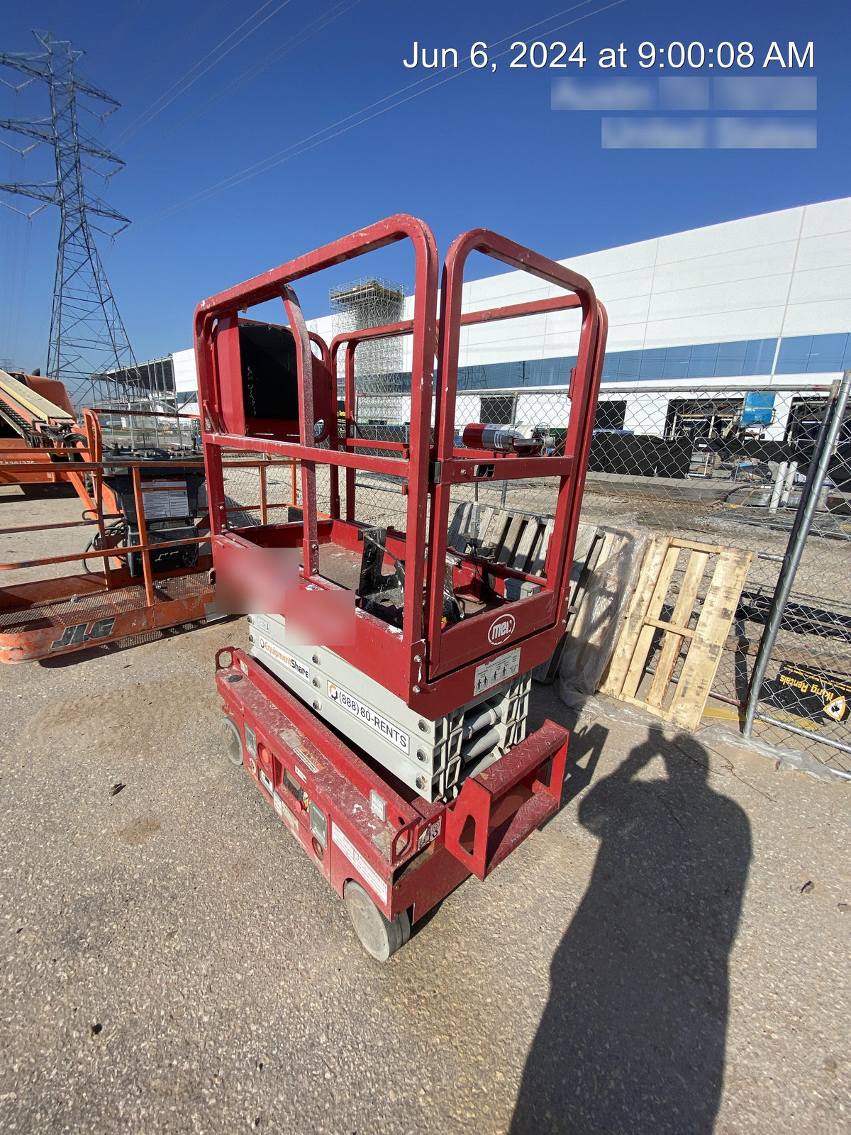 2019 MEC 1330SE MEC 1330SE w/ES Track Hardware, Full Extended 2 Year Warranty