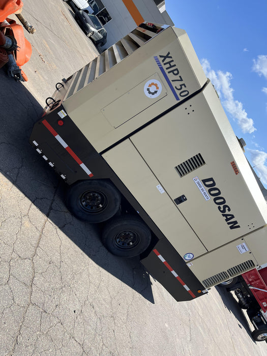 2021 DOOSAN XHP750WCU-T4F