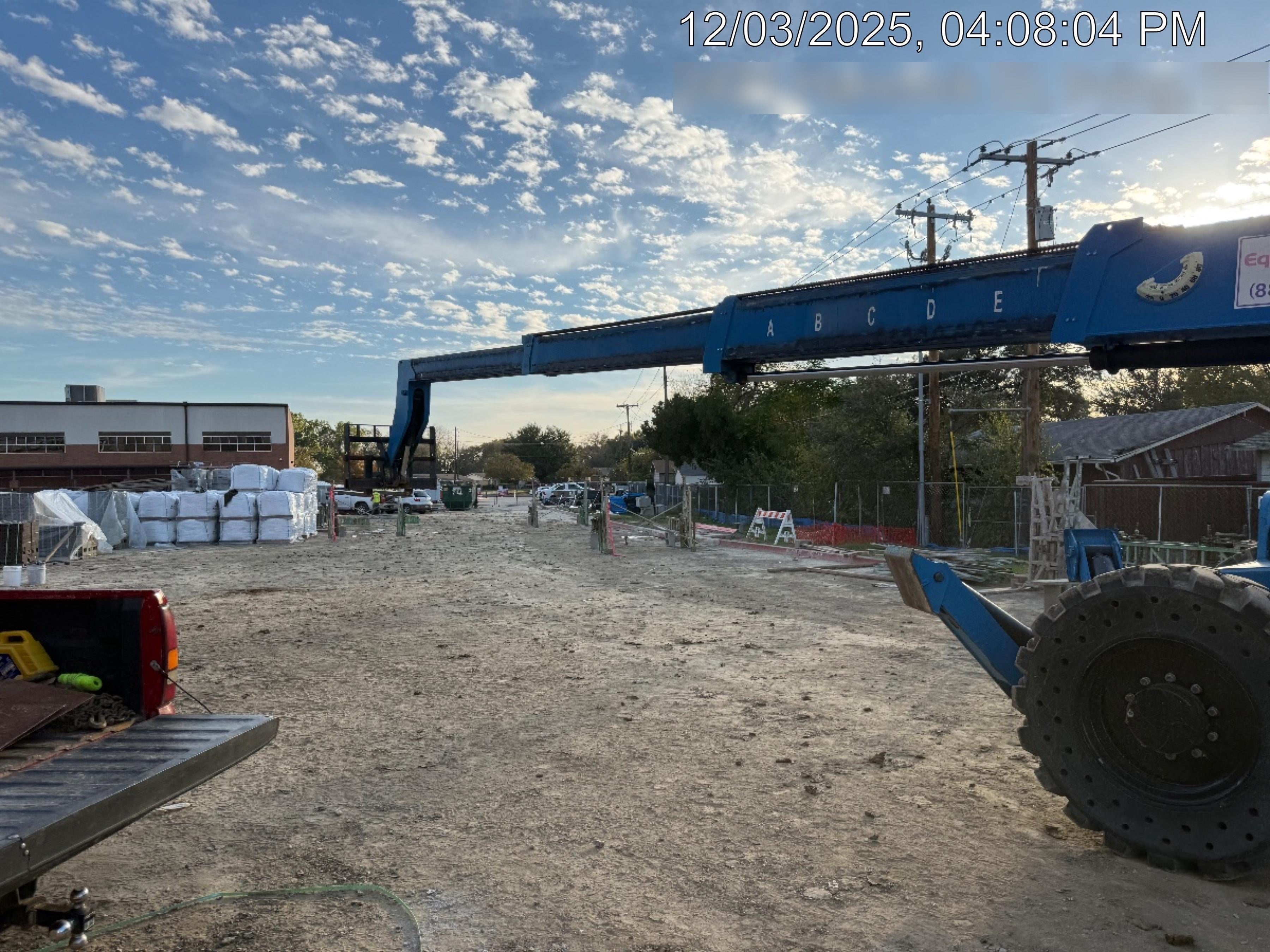 2017 GENIE GTH-1056