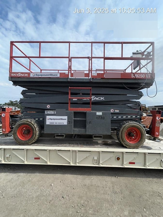 2016 SKYJACK SJ9250 RT